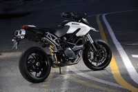 796 Hypermotard Ducati