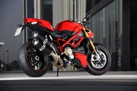 2011 Ducati Streetfighter